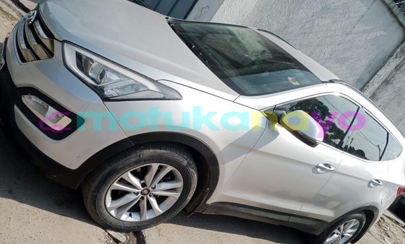 Acheter Occasion Voiture Hyundai Santa Fe Gris à Kinshasa, Kinshasa Acheter Occasion Voiture Hyundai Santa Fe Gris à Kinshasa, Kinshasa