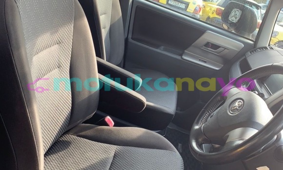 Acheter Occasion Voiture Toyota Noah Noir à Kinshasa, Kinshasa Acheter Occasion Voiture Toyota Noah Noir à Kinshasa, Kinshasa
