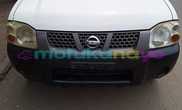 Buy Used Nissan Hardbody White Car in Kinshasa in Kinshasa