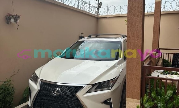 Acheter Occasion Voiture Lexus RX 350 Blanc à Kinshasa, Kinshasa Acheter Occasion Voiture Lexus RX 350 Blanc à Kinshasa, Kinshasa
