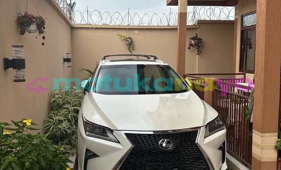 Acheter Occasion Voiture Lexus RX 350 Blanc à Kinshasa, Kinshasa Acheter Occasion Voiture Lexus RX 350 Blanc à Kinshasa, Kinshasa