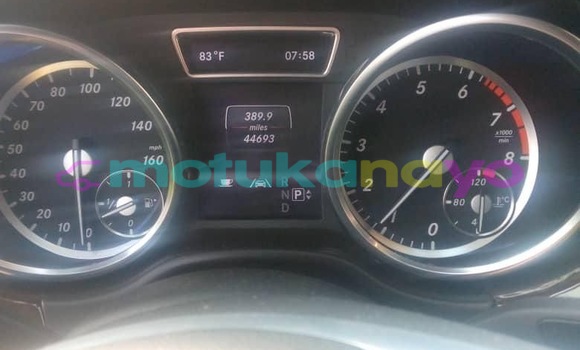 Acheter Occasion Voiture Mercedes-Benz M-klasse Gris à Kinshasa, Kinshasa Acheter Occasion Voiture Mercedes-Benz M-klasse Gris à Kinshasa, Kinshasa