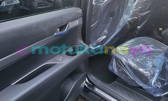 Acheter Occasion Voiture Hyundai Santamo Noir à Kinshasa, Kinshasa Acheter Occasion Voiture Hyundai Santamo Noir à Kinshasa, Kinshasa