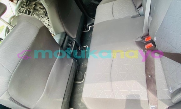 Acheter Occasion Voiture Toyota RAV 4 Blanc à Kinshasa, Kinshasa Acheter Occasion Voiture Toyota RAV 4 Blanc à Kinshasa, Kinshasa