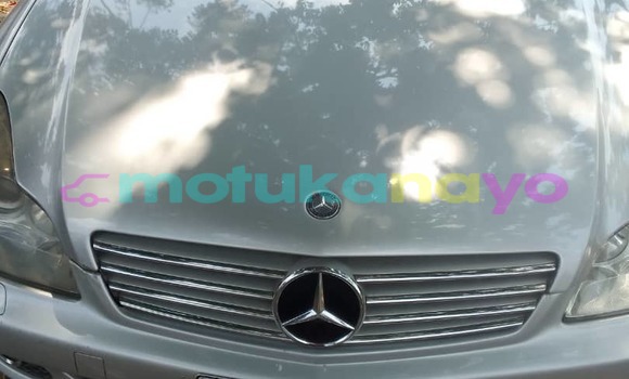 Acheter Occasion Voiture Mercedes Viano Blanc à Kinshasa, Kinshasa