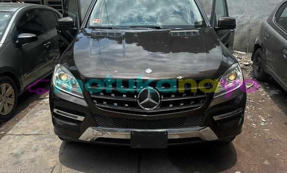 Acheter Occasion Voiture Mercedes Viano Noir à Kinshasa, Kinshasa Acheter Occasion Voiture Mercedes Viano Noir à Kinshasa, Kinshasa