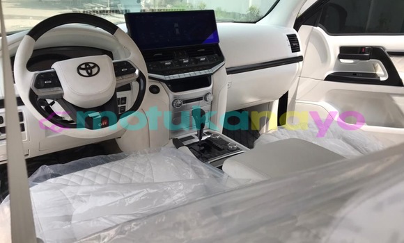 Buy New Toyota Land Cruiser Black Car in Kinshasa in Kinshasa Buy New Toyota Land Cruiser Black Car in Kinshasa in Kinshasa