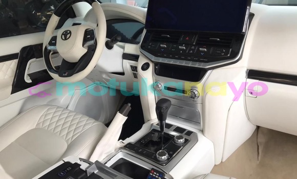 Buy New Toyota Land Cruiser Black Car in Kinshasa in Kinshasa Buy New Toyota Land Cruiser Black Car in Kinshasa in Kinshasa