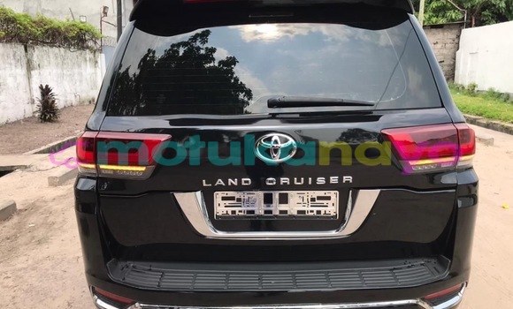 Buy New Toyota Land Cruiser Black Car in Kinshasa in Kinshasa Buy New Toyota Land Cruiser Black Car in Kinshasa in Kinshasa