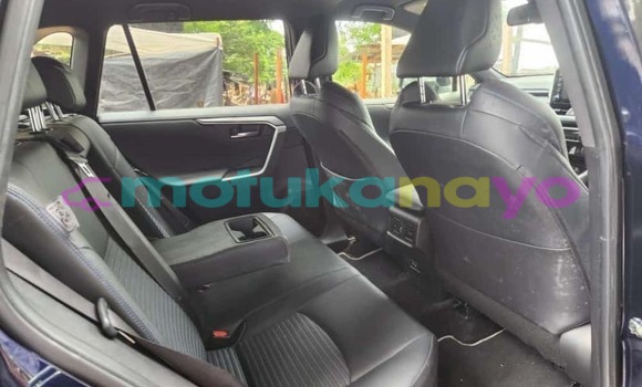 Acheter Neuf Voiture Toyota RAV 4 Bleu à Kinshasa, Kinshasa Acheter Neuf Voiture Toyota RAV 4 Bleu à Kinshasa, Kinshasa