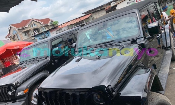 Acheter Neuf Voiture Jeep Wrangler Noir à Kinshasa, Kinshasa Acheter Neuf Voiture Jeep Wrangler Noir à Kinshasa, Kinshasa