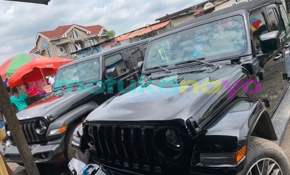 Acheter Neuf Voiture Jeep Wrangler Noir à Kinshasa, Kinshasa Acheter Neuf Voiture Jeep Wrangler Noir à Kinshasa, Kinshasa