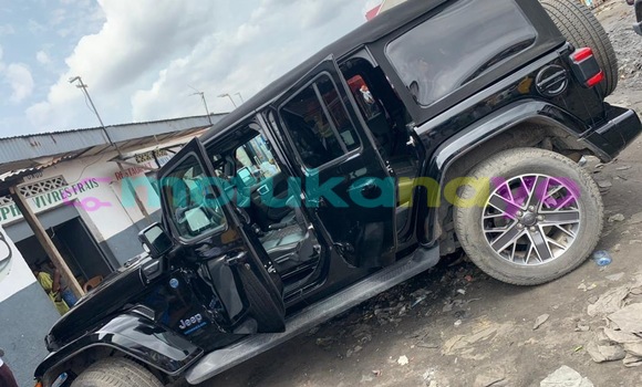 Acheter Neuf Voiture Jeep Wrangler Noir à Kinshasa, Kinshasa Acheter Neuf Voiture Jeep Wrangler Noir à Kinshasa, Kinshasa