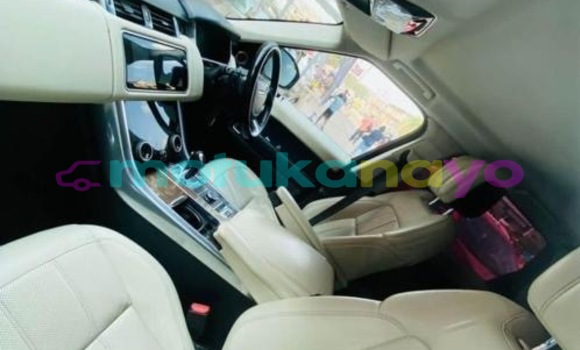 Acheter Neuf Voiture Rover 100 Noir à Kinshasa, Kinshasa Acheter Neuf Voiture Rover 100 Noir à Kinshasa, Kinshasa