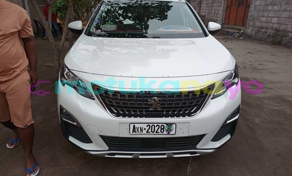 Acheter Neuf Voiture Peugeot 3008 Blanc à Kinshasa, Kinshasa Acheter Neuf Voiture Peugeot 3008 Blanc à Kinshasa, Kinshasa