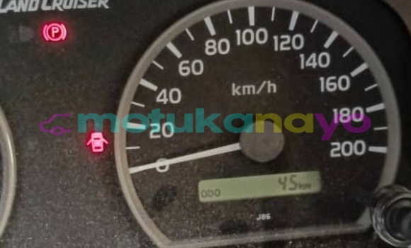 Acheter Neuf Voiture Toyota Land Cruiser Blanc à Kinshasa, Kinshasa Acheter Neuf Voiture Toyota Land Cruiser Blanc à Kinshasa, Kinshasa