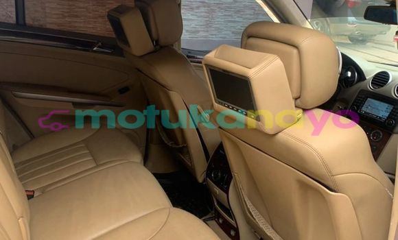 Acheter Occasion Voiture Mercedes Viano Noir à Kinshasa, Kinshasa Acheter Occasion Voiture Mercedes Viano Noir à Kinshasa, Kinshasa