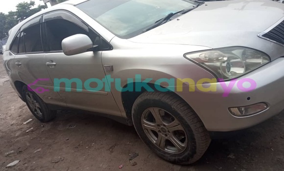 Acheter Occasion Voiture Toyota Harrier Gris à Kinshasa, Kinshasa Acheter Occasion Voiture Toyota Harrier Gris à Kinshasa, Kinshasa