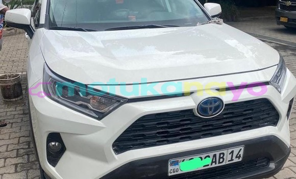 Acheter Neuf Voiture Toyota RAV4 Blanc à Kinshasa, Kinshasa Acheter Neuf Voiture Toyota RAV4 Blanc à Kinshasa, Kinshasa