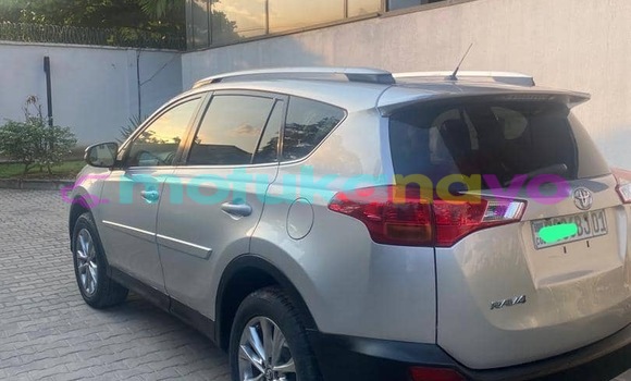 Acheter Occasion Voiture Toyota RAV4 Gris à Kinshasa, Kinshasa Acheter Occasion Voiture Toyota RAV4 Gris à Kinshasa, Kinshasa