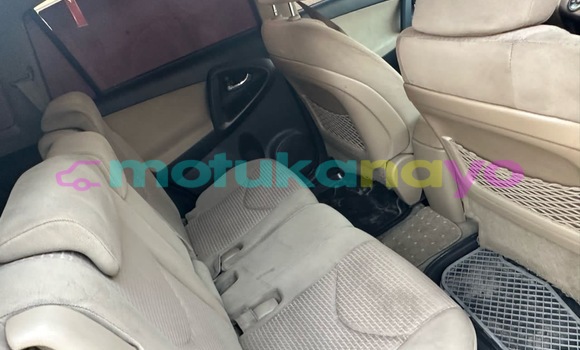 Acheter Occasion Voiture Toyota Vanguard Noir à Kinshasa, Kinshasa Acheter Occasion Voiture Toyota Vanguard Noir à Kinshasa, Kinshasa