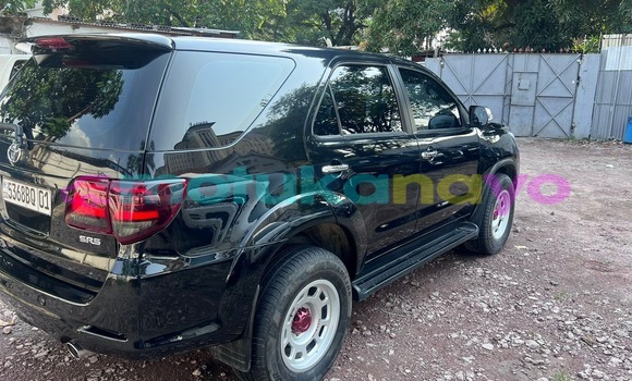 Buy New Toyota Fortuner Black Car in Kinshasa in Kinshasa Buy New Toyota Fortuner Black Car in Kinshasa in Kinshasa