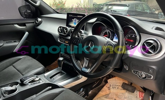 Acheter Neuf Voiture Mercedes-Benz X-klasse Concept Noir à Kinshasa, Kinshasa Acheter Neuf Voiture Mercedes-Benz X-klasse Concept Noir à Kinshasa, Kinshasa