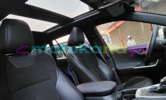 Acheter Neuf Voiture Toyota RAV4 Gris à Kinshasa, Kinshasa Acheter Neuf Voiture Toyota RAV4 Gris à Kinshasa, Kinshasa