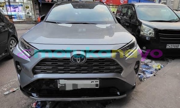 Acheter Neuf Voiture Toyota RAV4 Gris à Kinshasa, Kinshasa Acheter Neuf Voiture Toyota RAV4 Gris à Kinshasa, Kinshasa