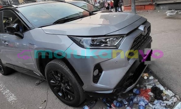 Acheter Neuf Voiture Toyota RAV4 Gris à Kinshasa, Kinshasa Acheter Neuf Voiture Toyota RAV4 Gris à Kinshasa, Kinshasa