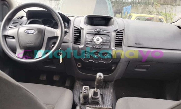 Acheter Occasion Voiture Ford Ranger Bleu à Kinshasa, Kinshasa Acheter Occasion Voiture Ford Ranger Bleu à Kinshasa, Kinshasa