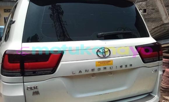 Acheter Occasion Voiture Toyota Land Cruiser Prado Blanc à Kinshasa, Kinshasa Acheter Occasion Voiture Toyota Land Cruiser Prado Blanc à Kinshasa, Kinshasa