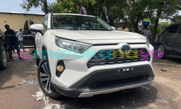 Acheter Neuf Voiture Toyota RAV4 Blanc à Kinshasa, Kinshasa Acheter Neuf Voiture Toyota RAV4 Blanc à Kinshasa, Kinshasa