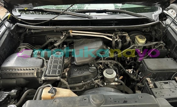 Acheter Neuf Voiture Toyota Prado Noir à Kinshasa, Kinshasa Acheter Neuf Voiture Toyota Prado Noir à Kinshasa, Kinshasa