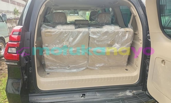 Acheter Neuf Voiture Toyota Prado Noir à Kinshasa, Kinshasa Acheter Neuf Voiture Toyota Prado Noir à Kinshasa, Kinshasa