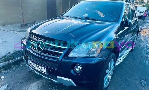 Acheter Neuf Voiture Mercedes‒Benz ML–Class Noir à Kinshasa, Kinshasa Acheter Neuf Voiture Mercedes‒Benz ML–Class Noir à Kinshasa, Kinshasa