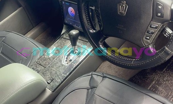 Acheter Neuf Voiture Toyota Crown Bleu à Kinshasa, Kinshasa Acheter Neuf Voiture Toyota Crown Bleu à Kinshasa, Kinshasa