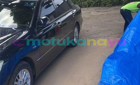 Acheter Neuf Voiture Toyota Crown Bleu à Kinshasa, Kinshasa Acheter Neuf Voiture Toyota Crown Bleu à Kinshasa, Kinshasa