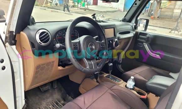 Buy New Jeep Wrangler White Car in Kinshasa in Kinshasa Buy New Jeep Wrangler White Car in Kinshasa in Kinshasa