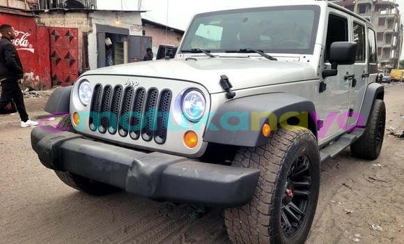 Buy New Jeep Wrangler White Car in Kinshasa in Kinshasa Buy New Jeep Wrangler White Car in Kinshasa in Kinshasa