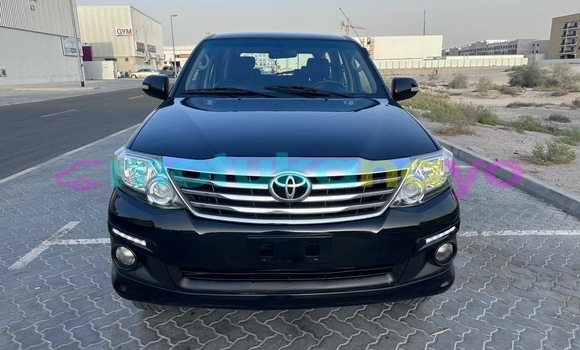 Buy New Toyota Fortuner Black Car in Kinshasa in Kinshasa Buy New Toyota Fortuner Black Car in Kinshasa in Kinshasa