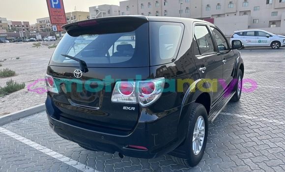 Buy New Toyota Fortuner Black Car in Kinshasa in Kinshasa Buy New Toyota Fortuner Black Car in Kinshasa in Kinshasa