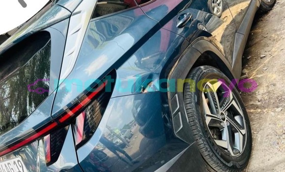 Buy Used Hyundai Tucson Blue Car in Kinshasa in Kinshasa Buy Used Hyundai Tucson Blue Car in Kinshasa in Kinshasa