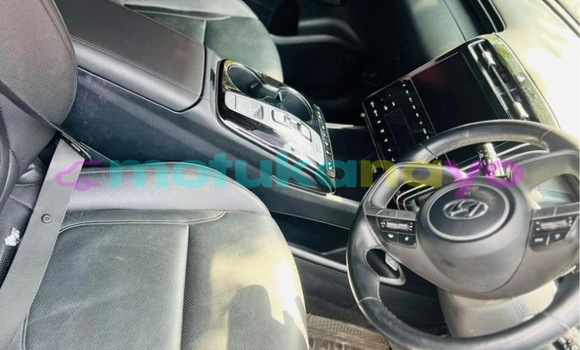 Buy Used Hyundai Tucson Blue Car in Kinshasa in Kinshasa Buy Used Hyundai Tucson Blue Car in Kinshasa in Kinshasa