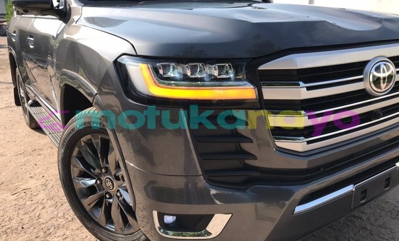 Acheter Occasion Voiture Toyota Land Cruiser Gris à Kinshasa, Kinshasa Acheter Occasion Voiture Toyota Land Cruiser Gris à Kinshasa, Kinshasa