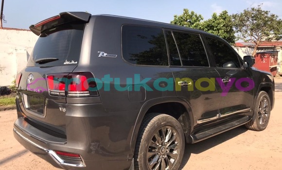 Acheter Occasion Voiture Toyota Land Cruiser Gris à Kinshasa, Kinshasa Acheter Occasion Voiture Toyota Land Cruiser Gris à Kinshasa, Kinshasa