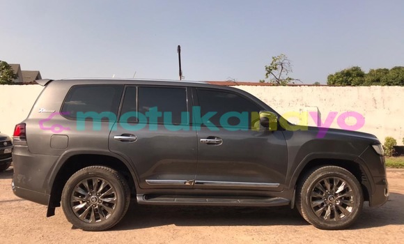 Acheter Occasion Voiture Toyota Land Cruiser Gris à Kinshasa, Kinshasa Acheter Occasion Voiture Toyota Land Cruiser Gris à Kinshasa, Kinshasa