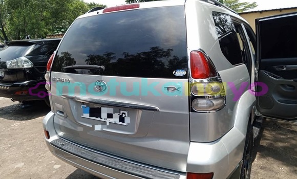 Acheter Neuf Voiture Toyota Land Cruiser Prado Gris à Kinshasa, Kinshasa Acheter Neuf Voiture Toyota Land Cruiser Prado Gris à Kinshasa, Kinshasa