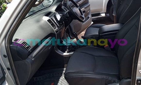 Acheter Neuf Voiture Toyota Land Cruiser Prado Gris à Kinshasa, Kinshasa Acheter Neuf Voiture Toyota Land Cruiser Prado Gris à Kinshasa, Kinshasa