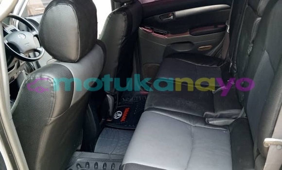 Acheter Neuf Voiture Toyota Land Cruiser Prado Gris à Kinshasa, Kinshasa Acheter Neuf Voiture Toyota Land Cruiser Prado Gris à Kinshasa, Kinshasa